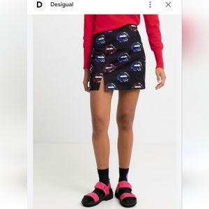 Desigual Slim Lips mini skirt